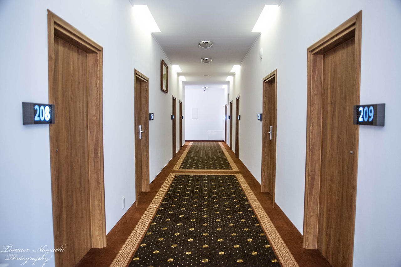 דרוהיצין Hotel Drohicki מראה חיצוני תמונה