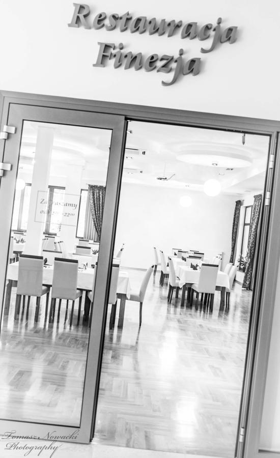 דרוהיצין Hotel Drohicki מראה חיצוני תמונה